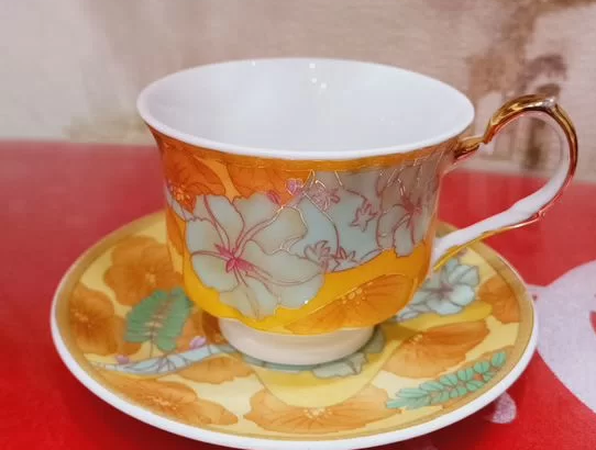 Чайник заварочный с сервизом